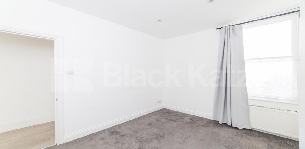 			New Instruction! Garden flat, 3 Bedroom, 1 bath, 1 reception Ground Floor Flat			 Imperial Road , Bounds Green / Wood Green